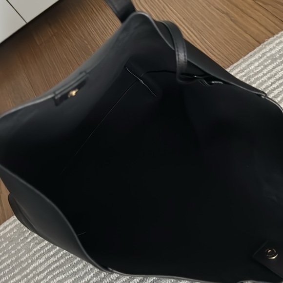 SAINT LAURENT BOLD SHOPPING BAG IN GRAINED LEATHER - Picture 8 of 8